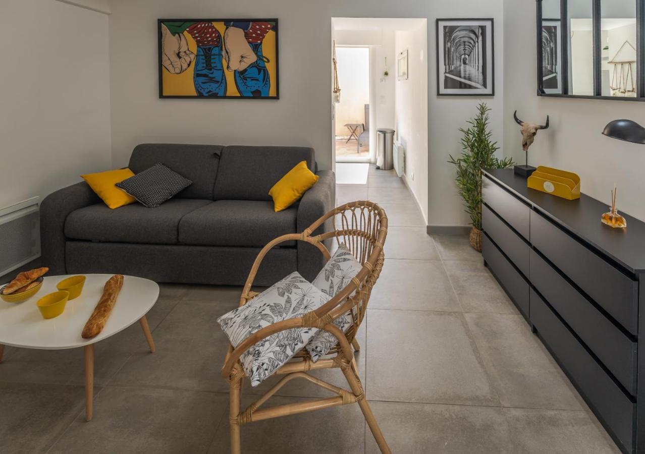 Appartement Terrasse Climatise Calme En Centre-Ville L'Isle-sur-la-Sorgue Bagian luar foto